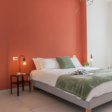 In Corte Privata Doppio Parcheggio Gratuito アパート *